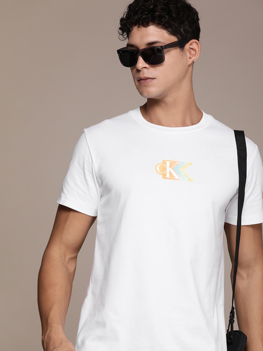 

Calvin Klein Jeans Round Neck Brand Logo Printed Casual T-shirt, White