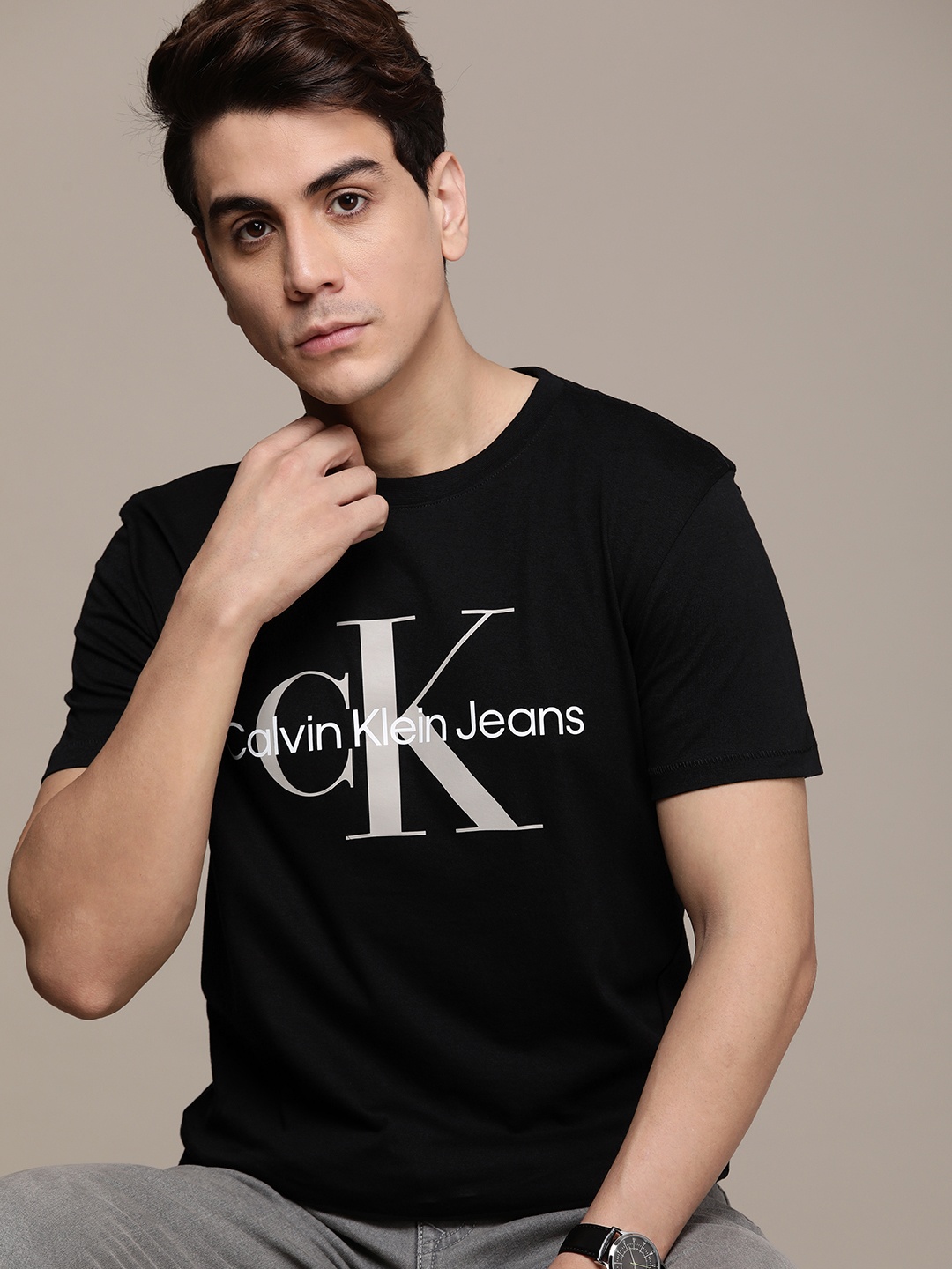 

Calvin Klein Jeans Pure Cotton Slim Fit Brand Logo Printed Casual T-shirt, Black