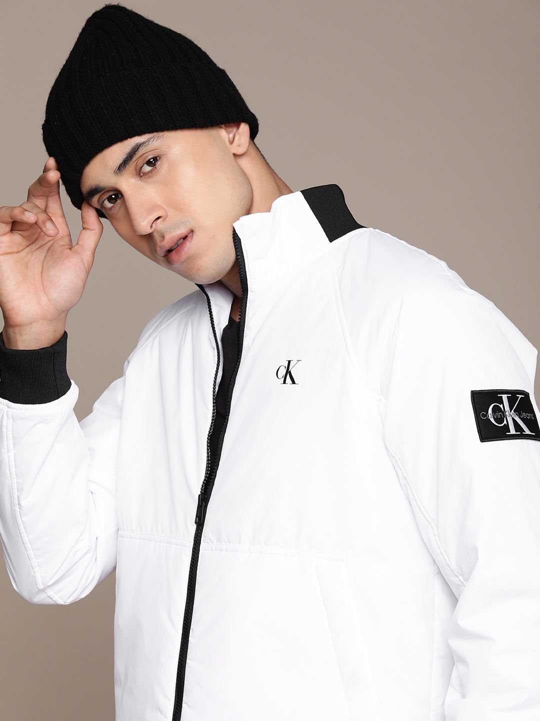 

Calvin Klein Jeans Brand Logo Printed Puffer Jacket, White