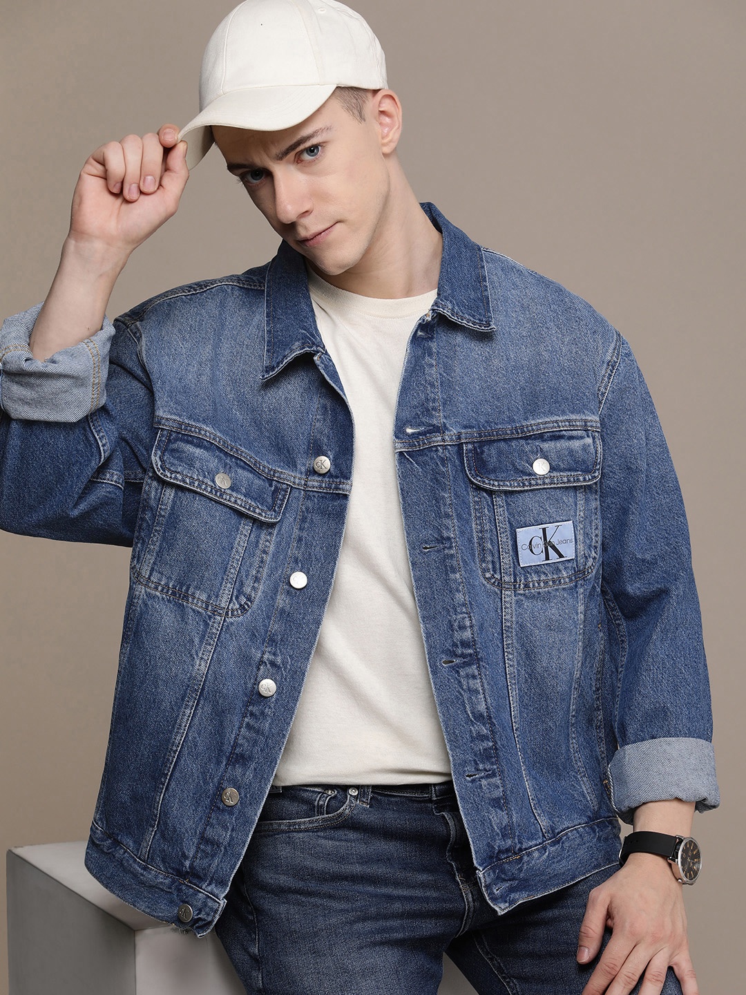 

Calvin Klein Jeans Pure Cotton Solid Regular Denim Jacket, Blue