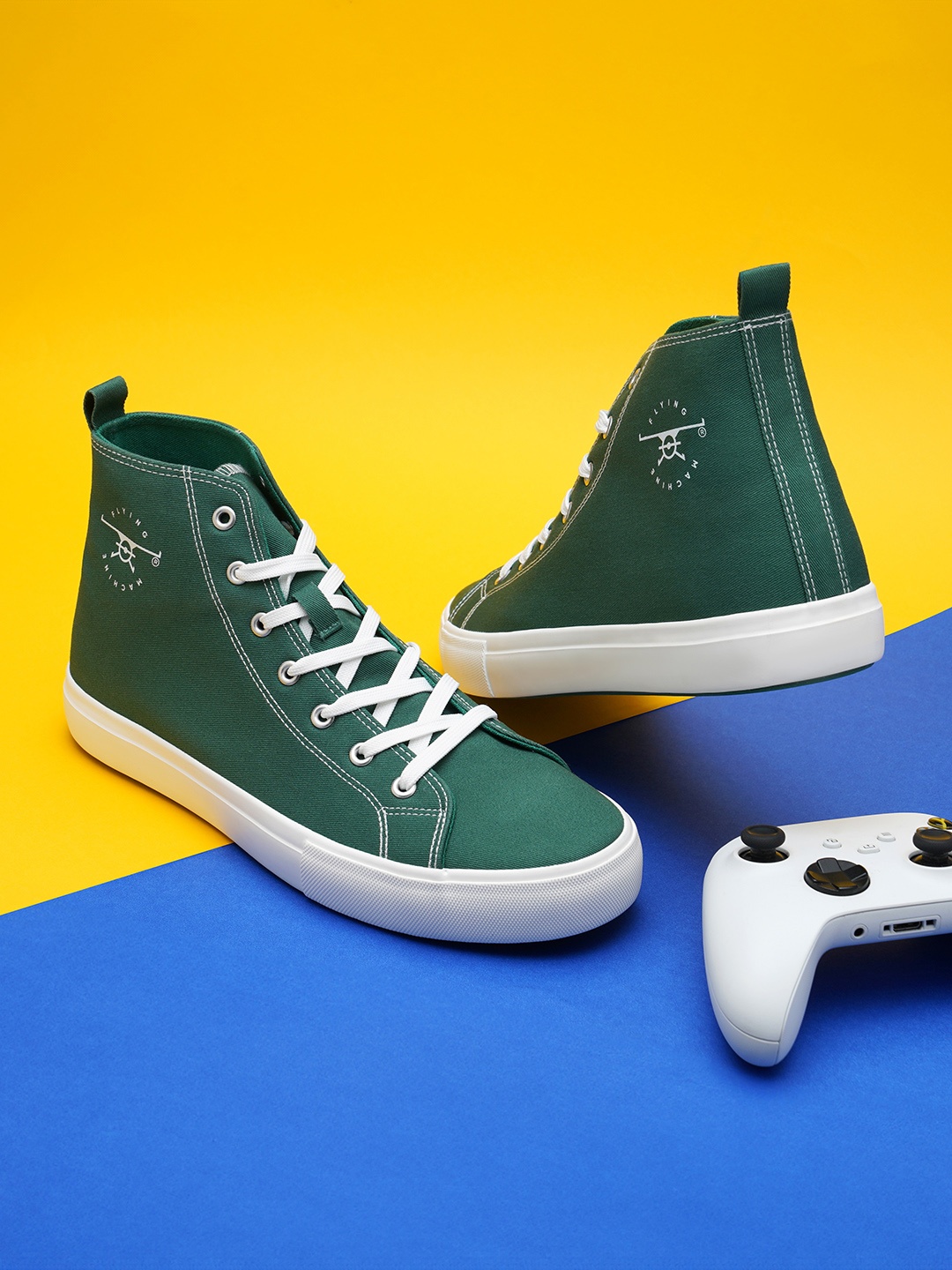 

Flying Machine Men Jerel 3.0 High-Top Sneakers, Green