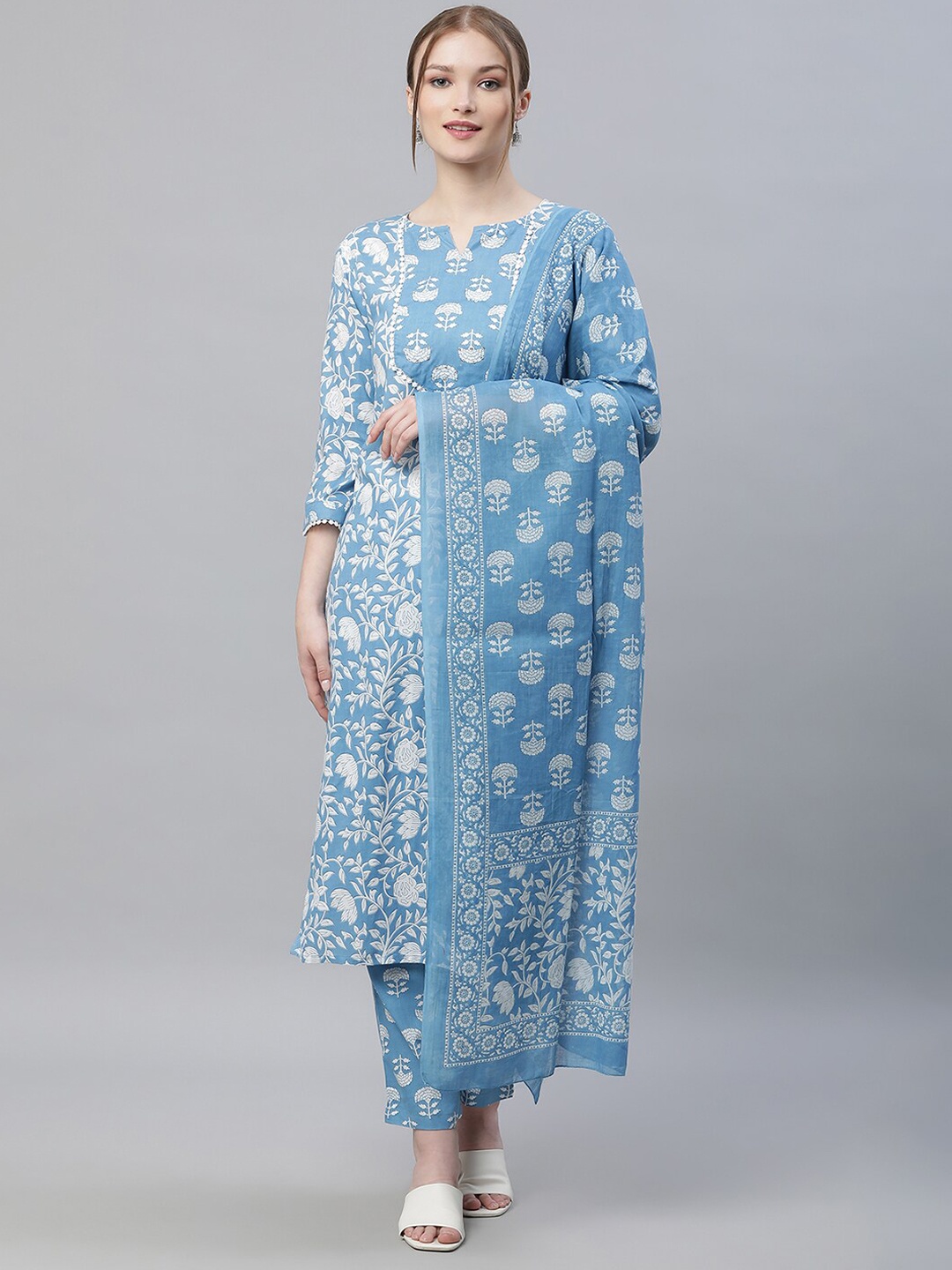 

Sringam Floral Printed Zari Regular Kurta with Trousers & Dupatta, Blue