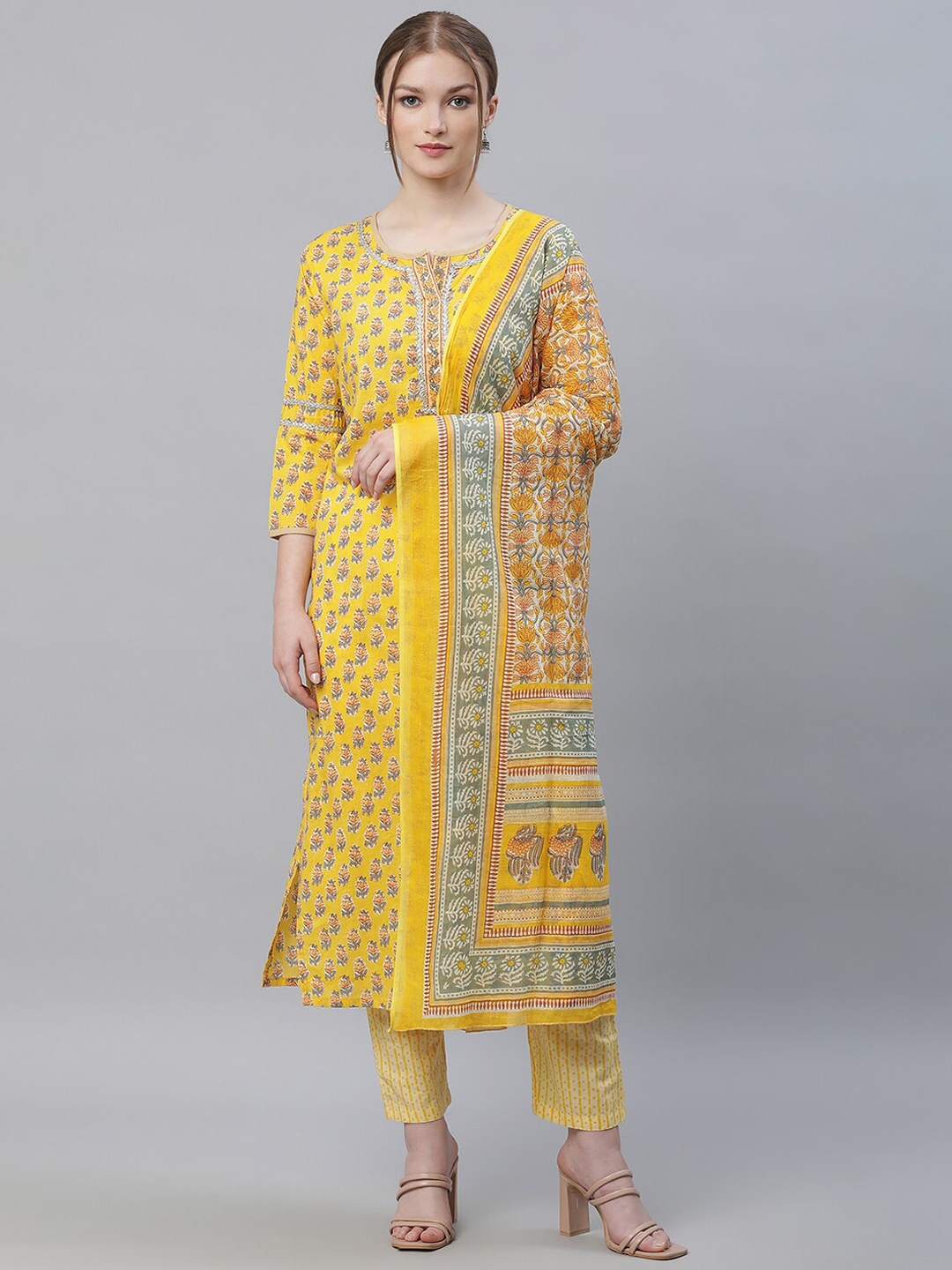 

Sringam Floral Printed Zari Regular Kurta with Trousers & Dupatta, Yellow