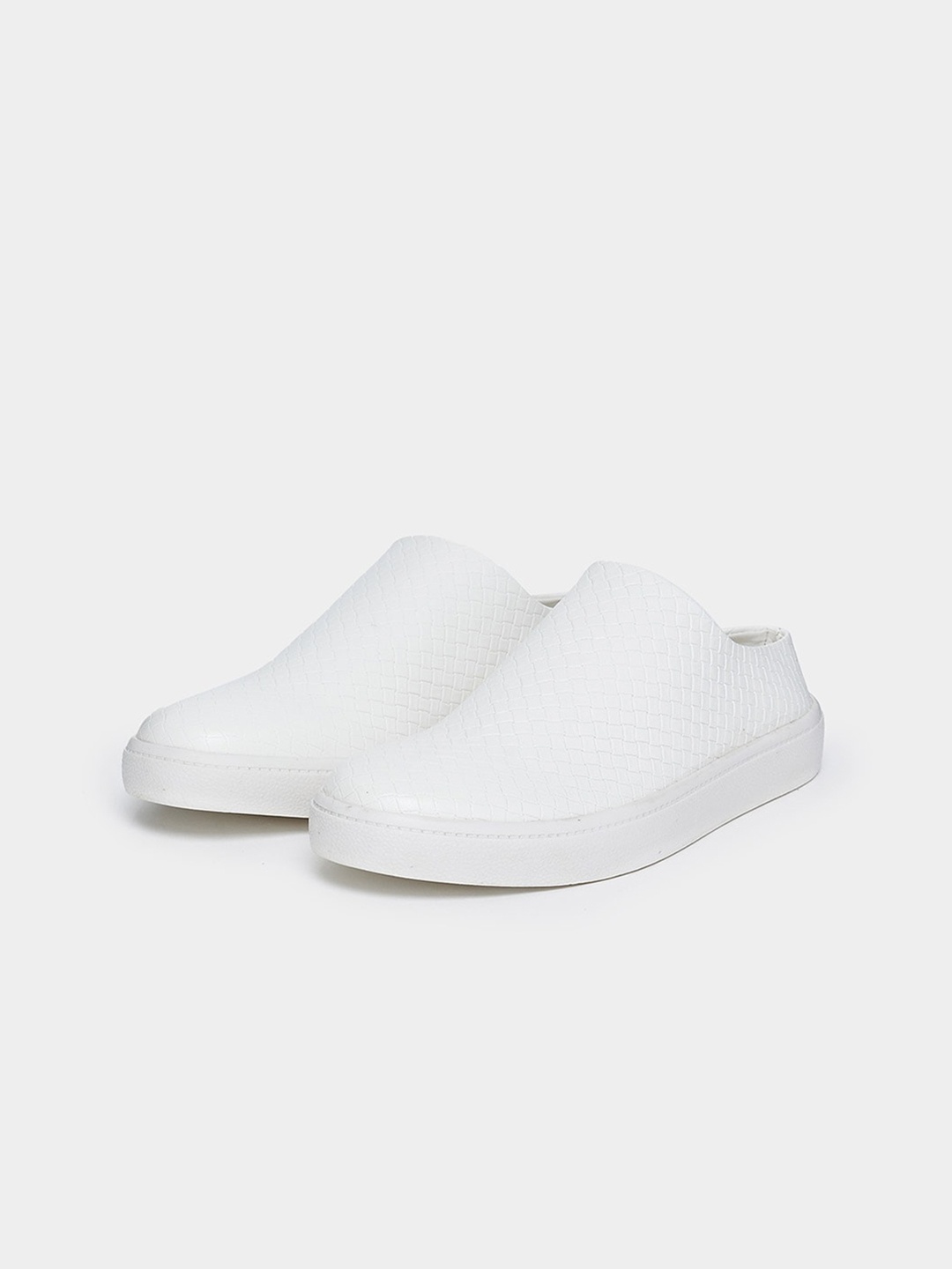 

Styli Women Textured Basics Mules, White