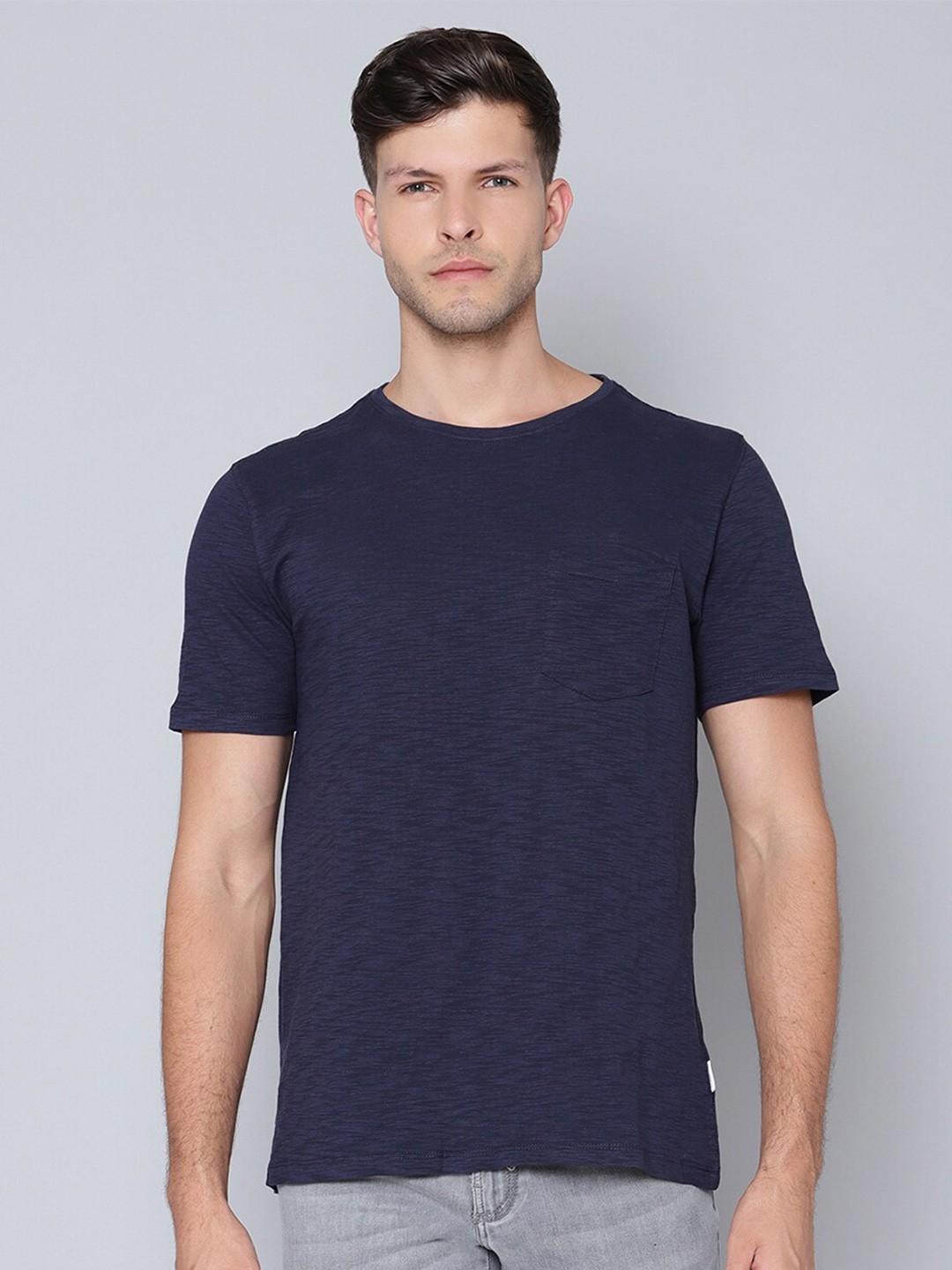 

LINDBERGH Men Pocket Detail Relaxed Fit Pure Cotton T-Shirt, Navy blue