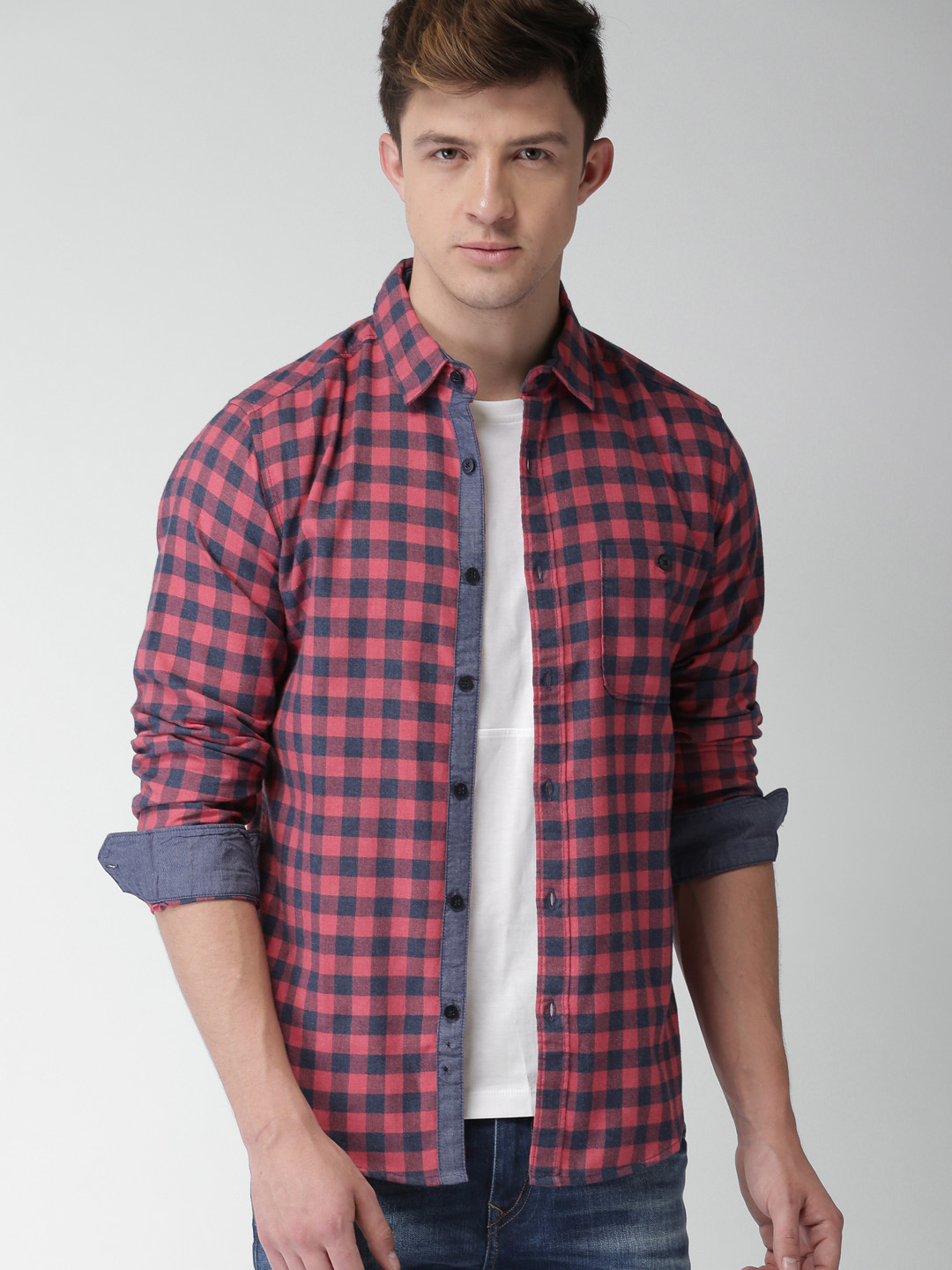 

Harvard Men Pink & Navy Slim Fit Checked Casual Shirt