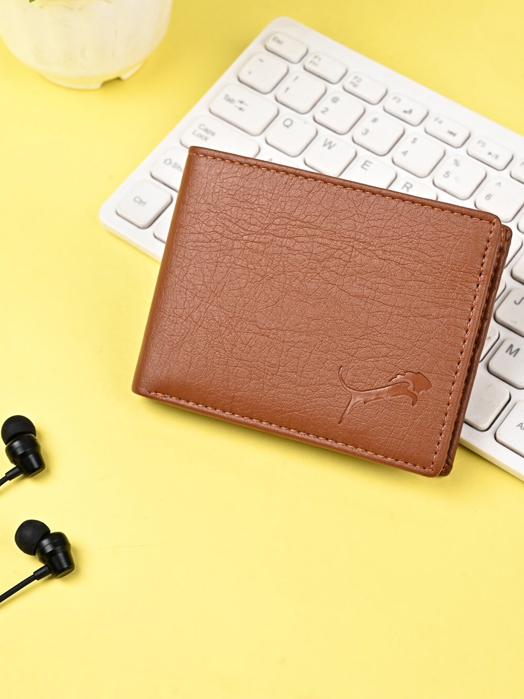 

WILD EDGE Unisex Textured Two Fold Wallet, Tan