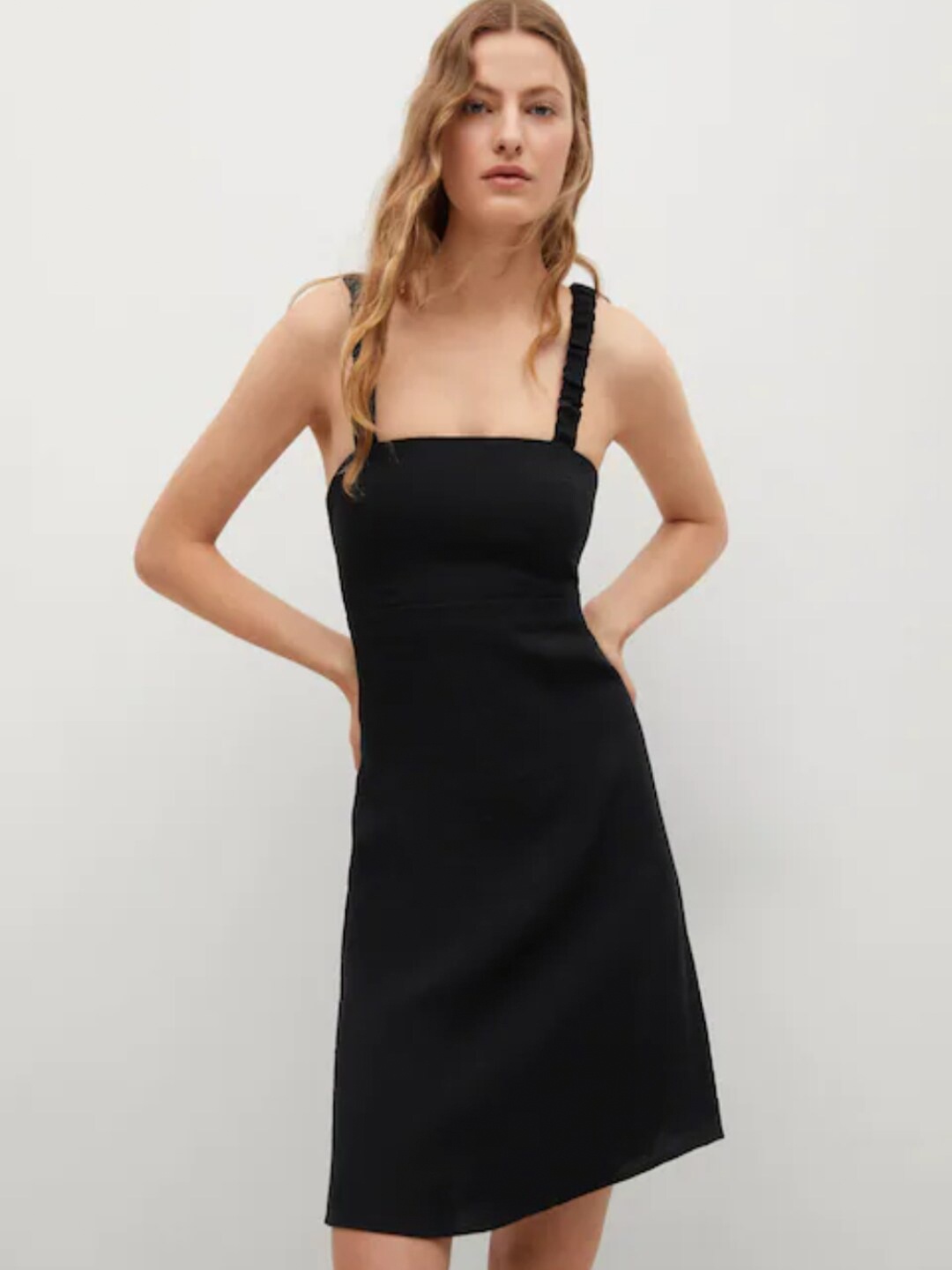 

Styched Shoulder Straps Cut-Out Pinafore Dress, Black
