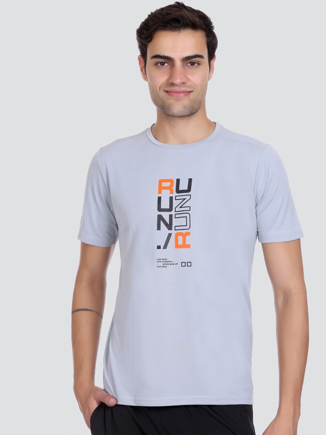 

AGON Typography Printed Dri-FIT T-shirt, Grey