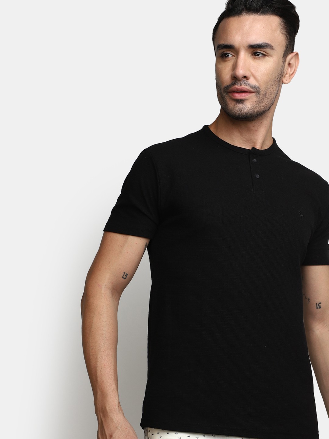 

V-Mart Henley Neck Cotton Casual T-shirt, Black