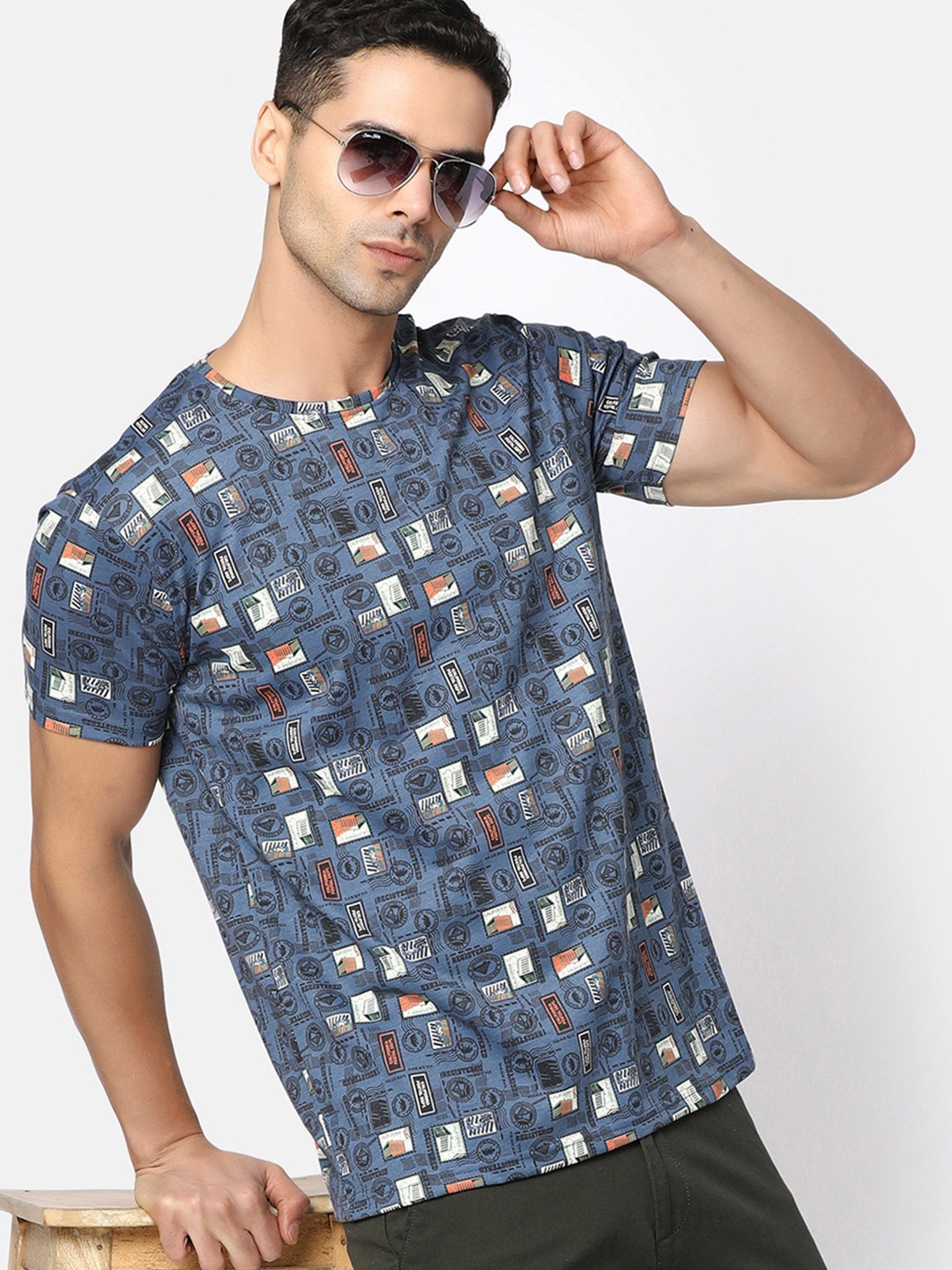 

V-Mart Conversational Printed Cotton Slim Fit T-shirt, Blue