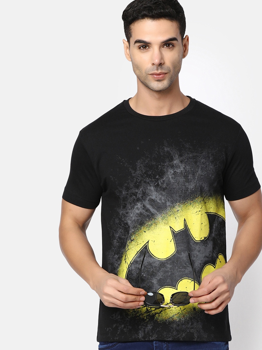 

V-Mart Graphic Printed Round Neck T-shirt, Black