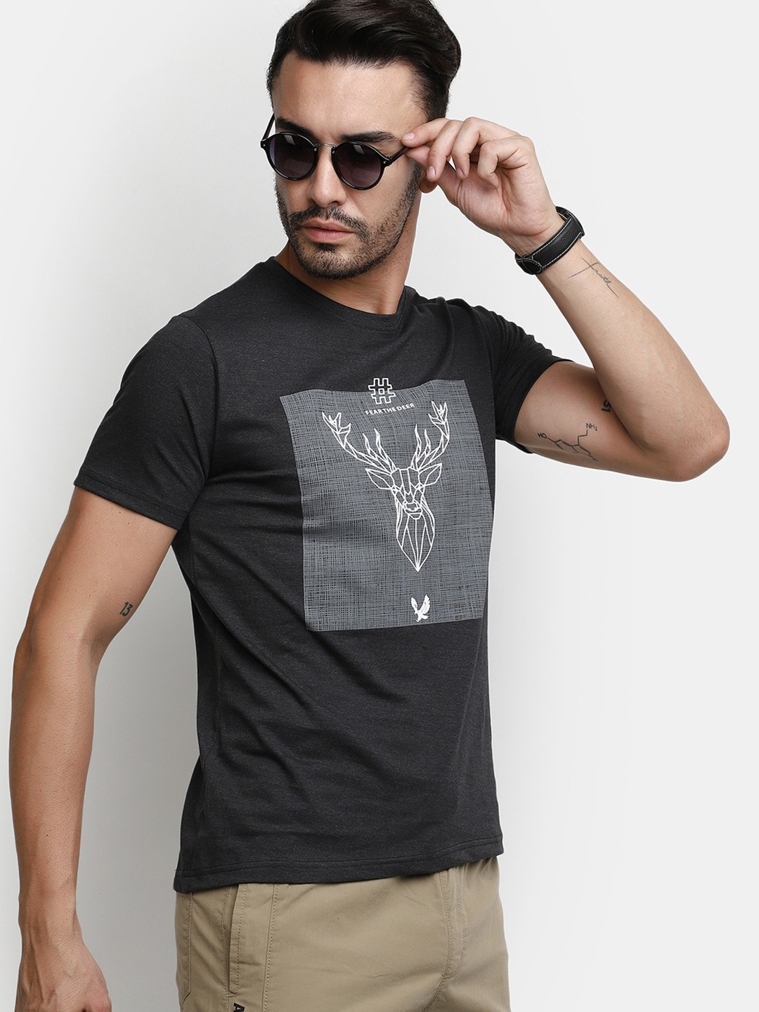 

V-Mart Graphic Printed Cotton Slim Fit T-shirt, Charcoal