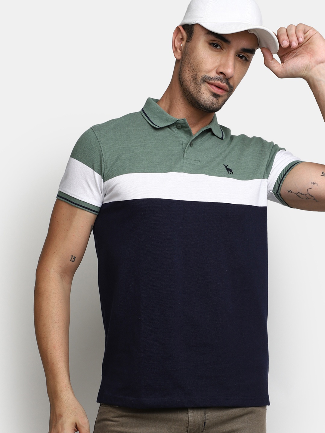 

V-Mart Colourblocked Polo Collar T-shirt, Navy blue