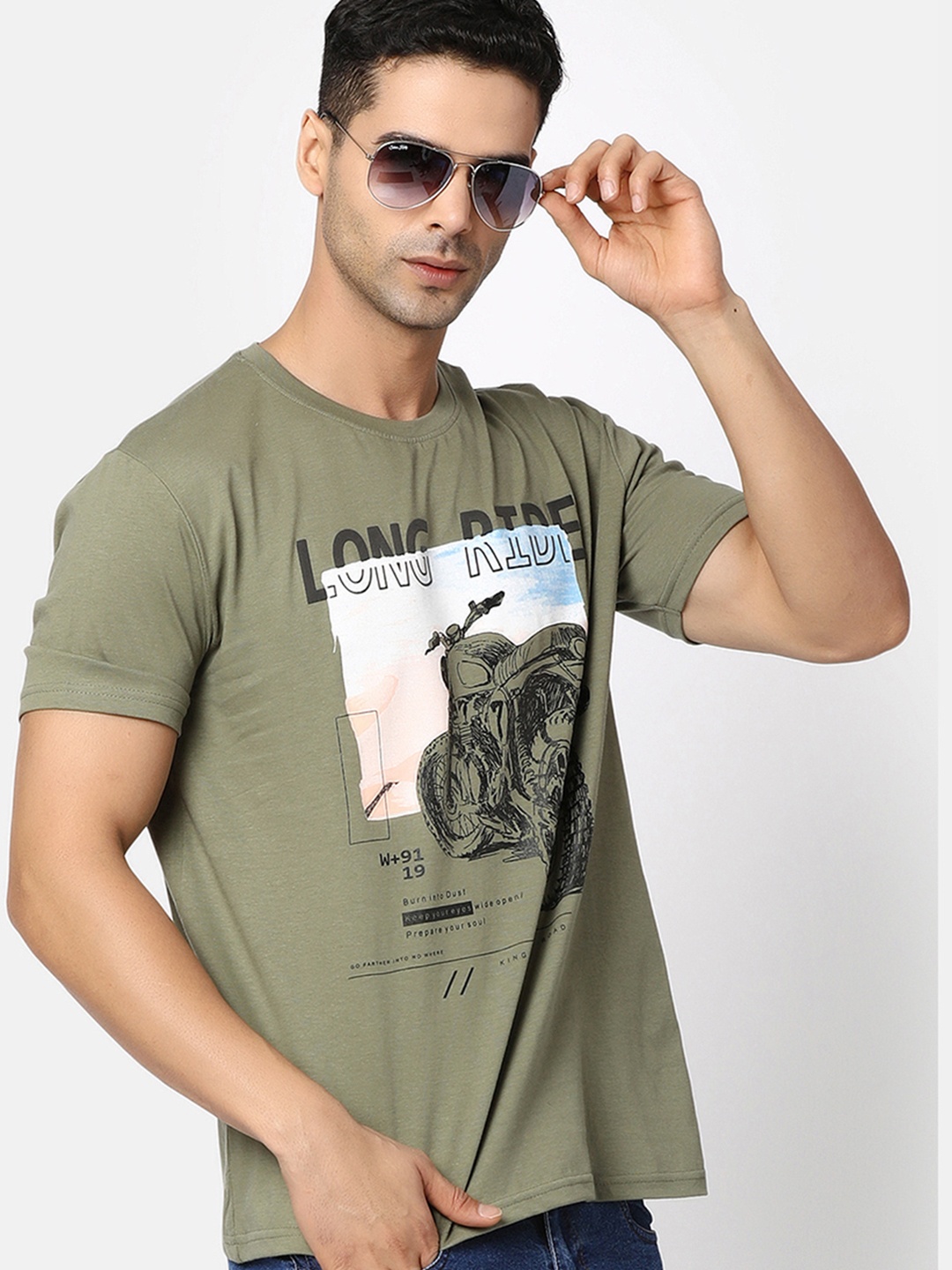 

V-Mart Typography Printed Cotton T-shirt, Green