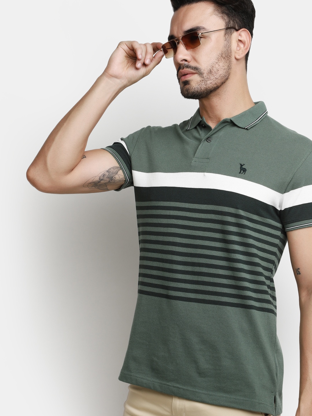 

V-Mart Men Striped Polo Collar T-shirt, Green