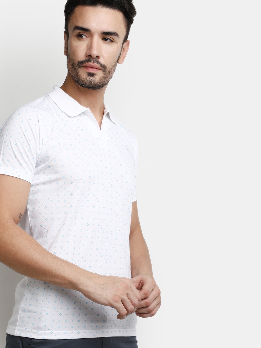 

V-Mart Geometric Printed Polo Collar Cotton Slim Fit T-shirt, White
