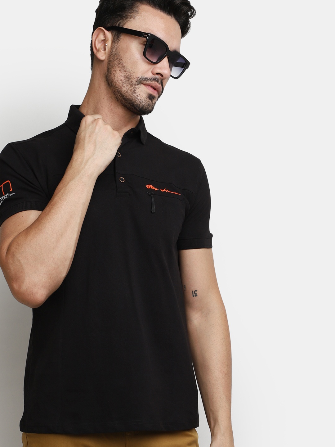 

V-Mart Polo Collar T-shirt, Black