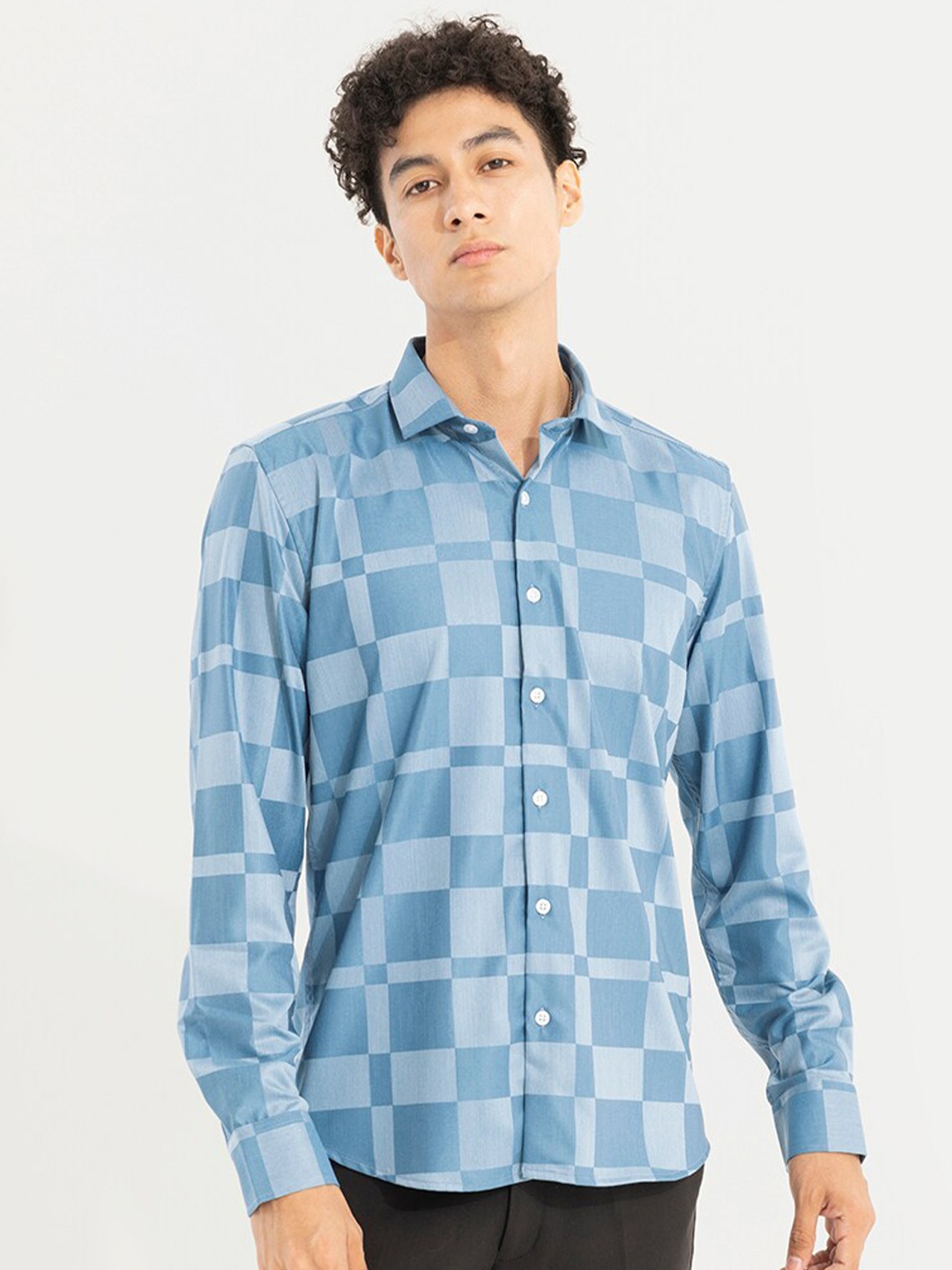 

Snitch Blue Classic Slim Fit Checked Casual Cotton Shirt