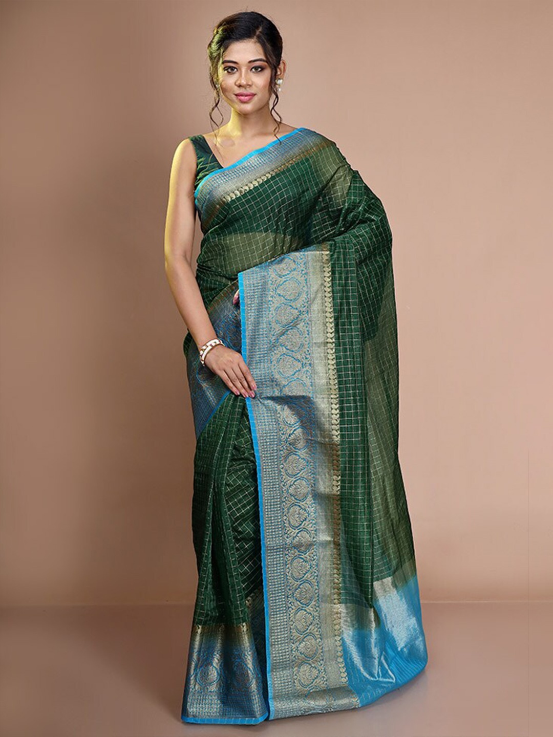 

AllSilks Checked Zari Saree, Green