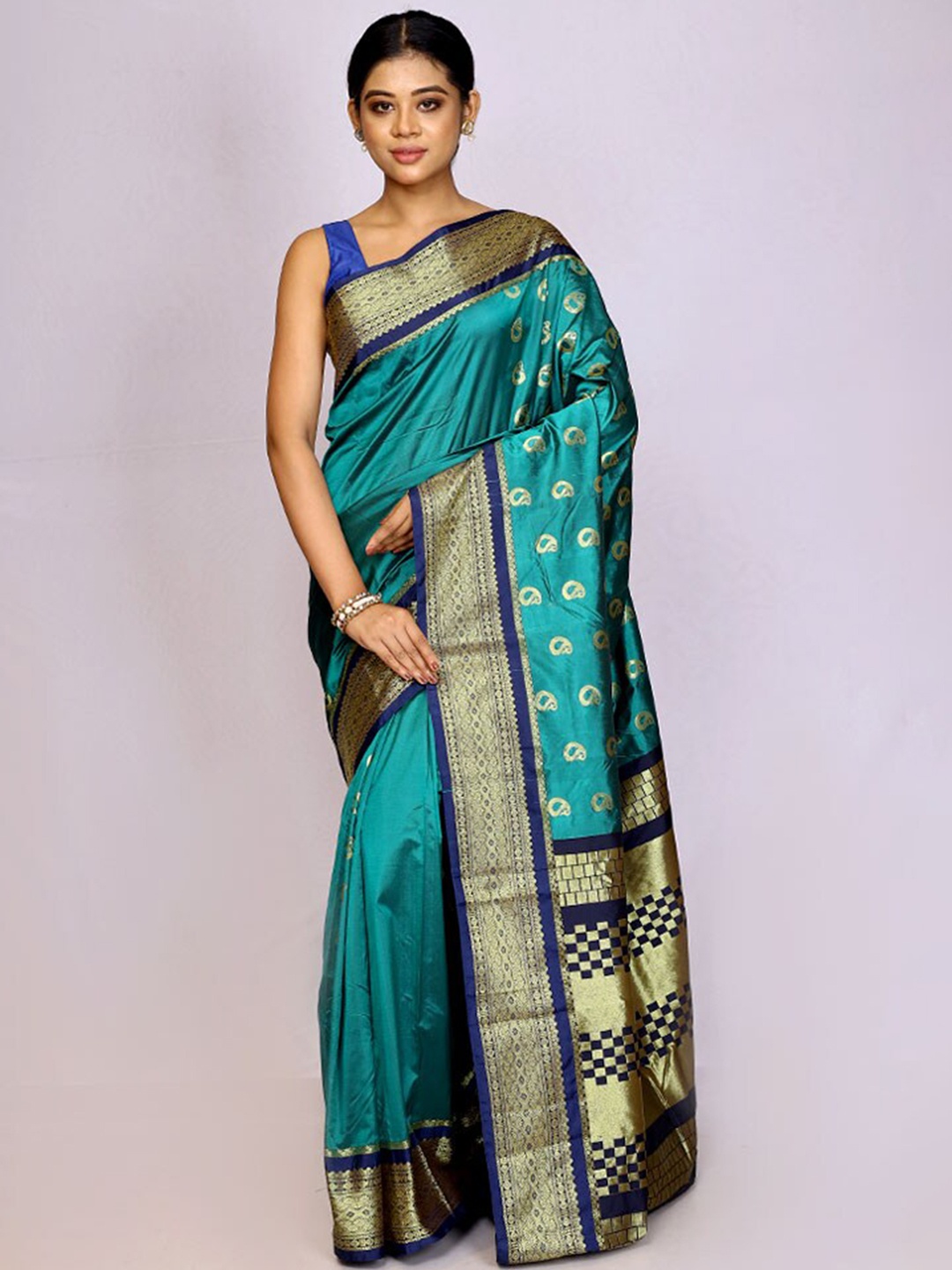 

AllSilks Woven Design Zari Silk Blend Kanjeevaram Saree, Green