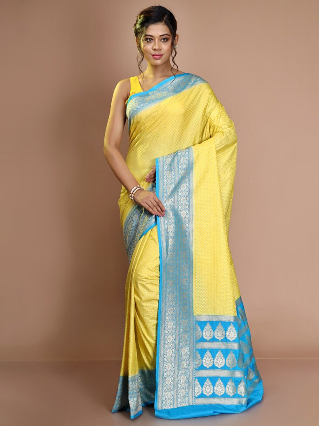 

AllSilks Woven Design Zari Silk Blend Saree, Green