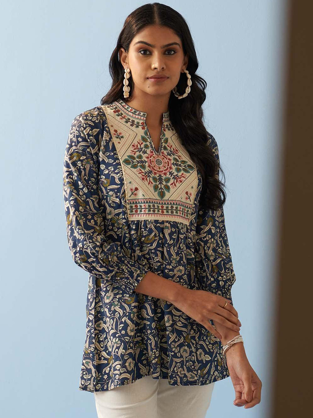 

Lakshita Ethnic Motifs Printed Mandarin Collar Tunic, Navy blue