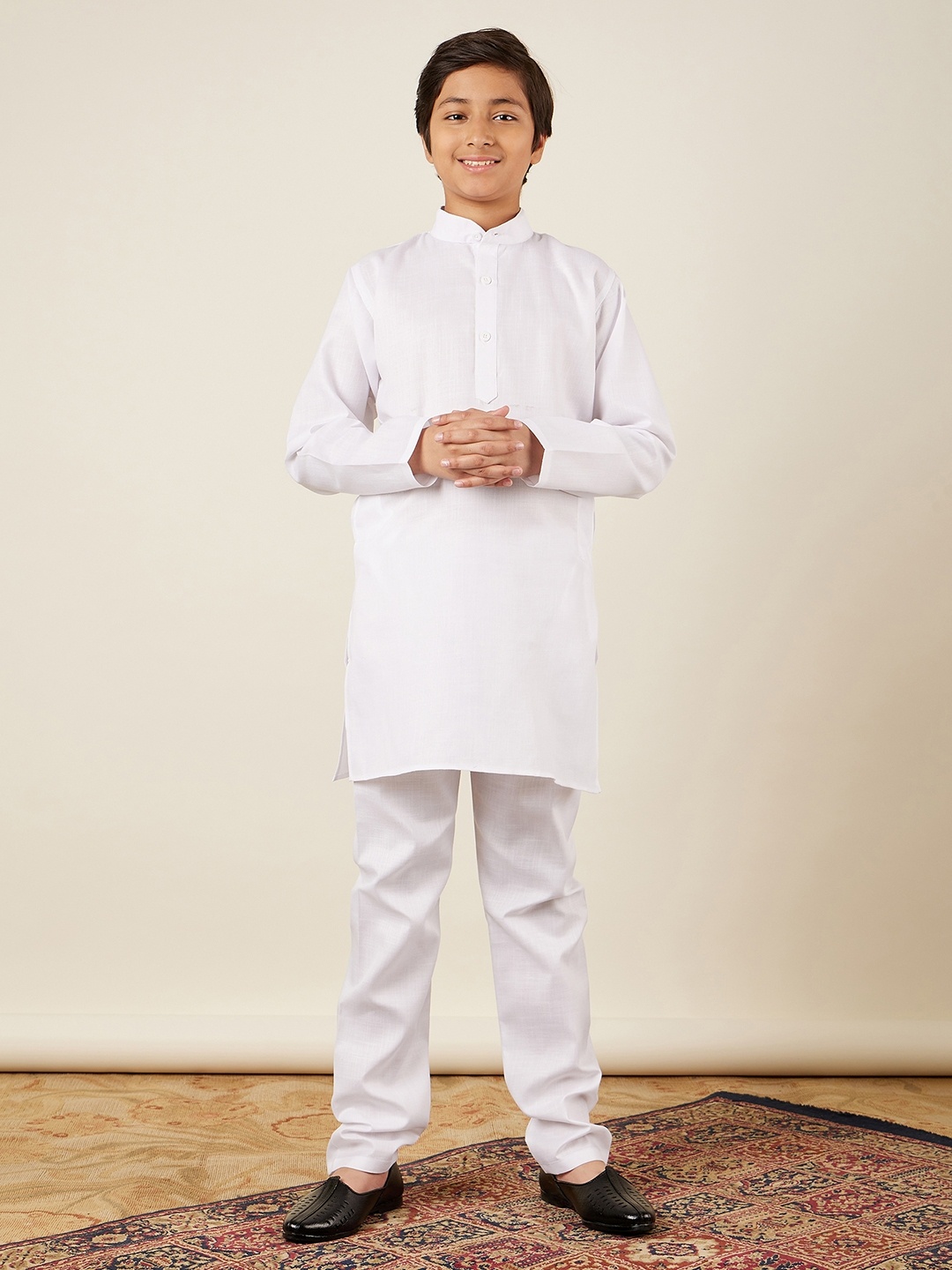 

Aj DEZInES Boys Band Collar Pure Cotton Kurta with Pyjamas, White