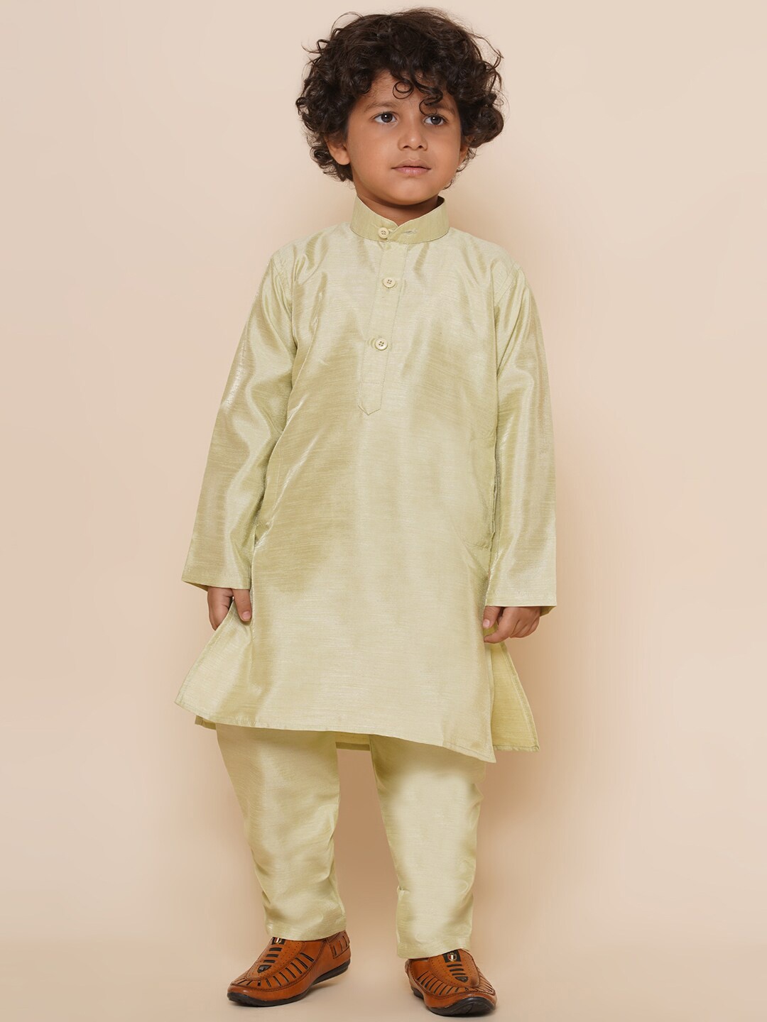 

Aj DEZInES Boys Band Collar Kurta With Pyjamas, Beige