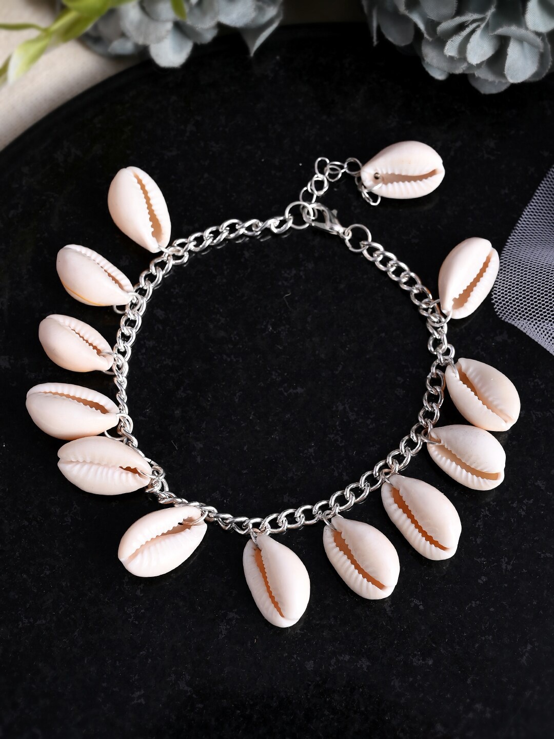 

AQUASTREET Silver-Plated Boho Shell Beach Anklet