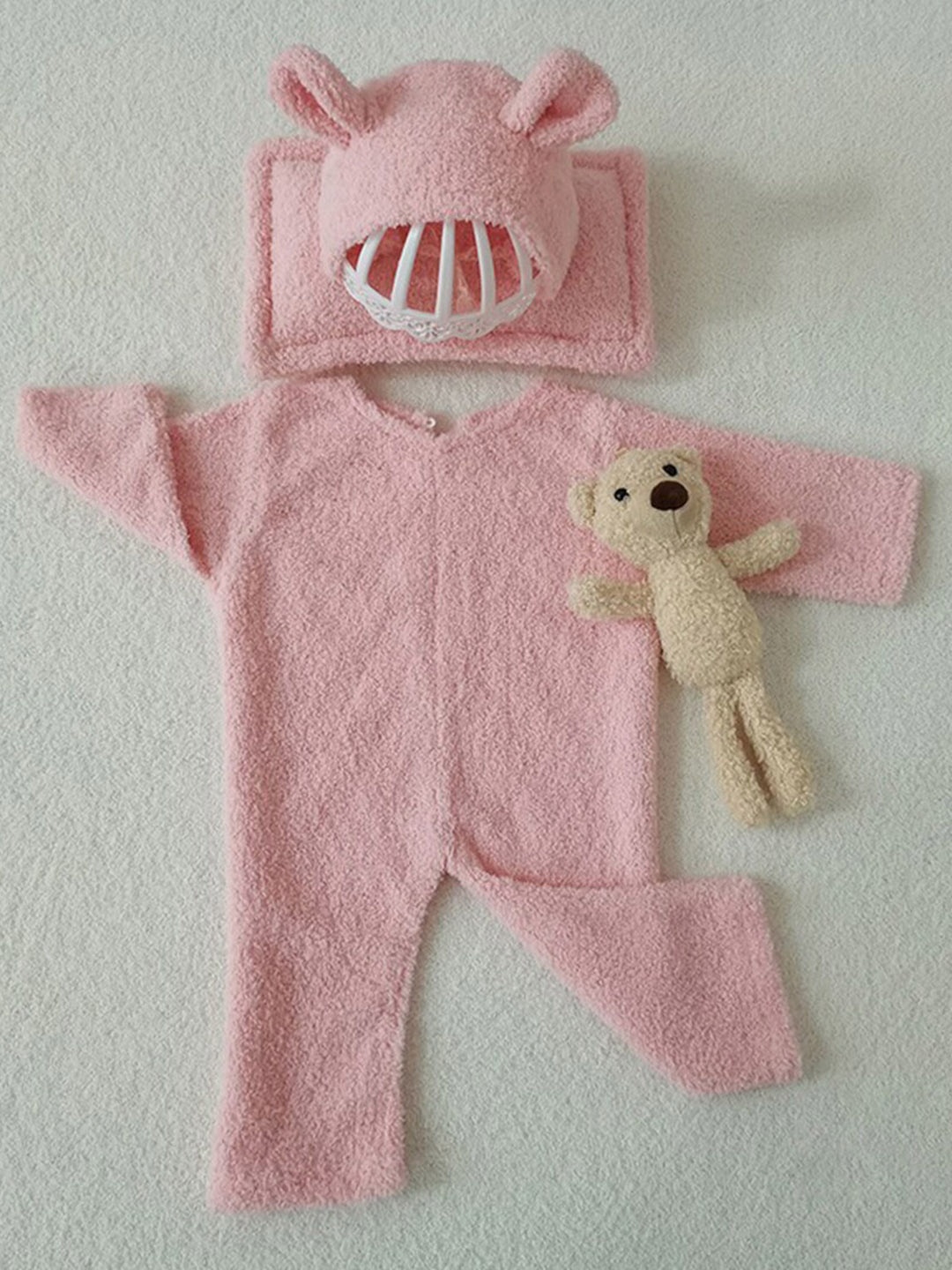 

Babymoon Infants Set Of 4 Velvet Romper, Toy, Pillow & Cap Baby Photoshoot Props, Pink