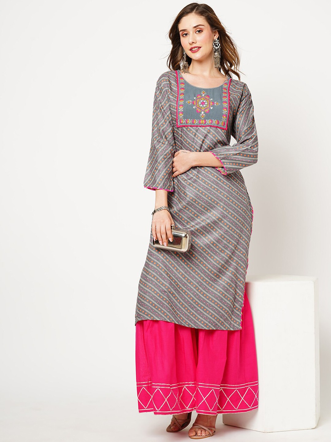 

Kiana House Of Fashion Ethnic Motifs Printed Thread Work Straight Kurta With Sharara, Grey