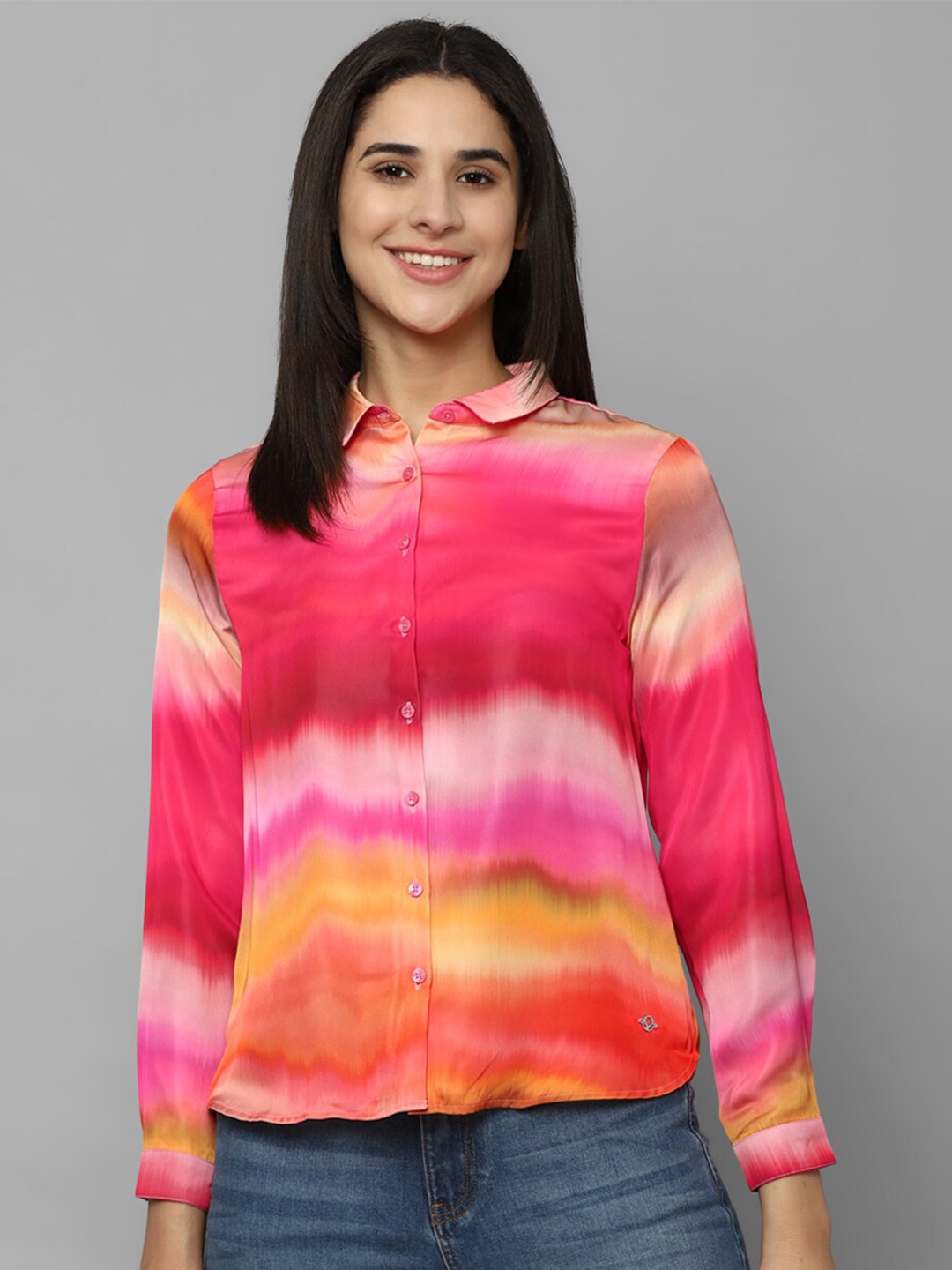 

Allen Solly Woman Abstract Printed Casual Shirt, Pink