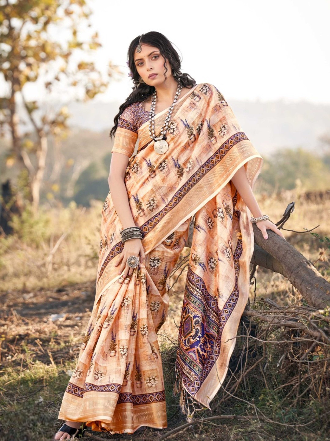 

Mitera Floral Printed Pure Cotton Saree, Peach