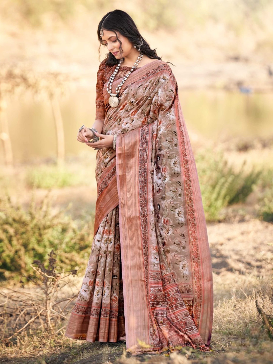 

Mitera Floral Printed Pure Cotton Saree, Brown