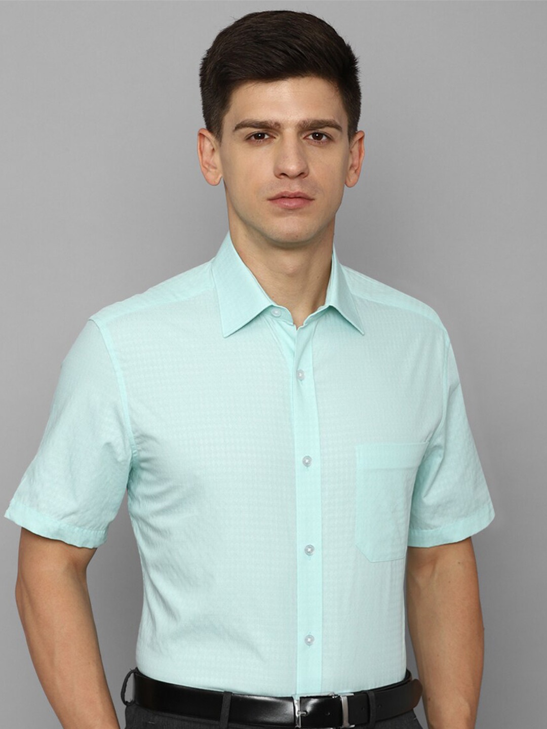 

Louis Philippe Checked Slim Fit Pure Cotton Formal Shirt, Blue