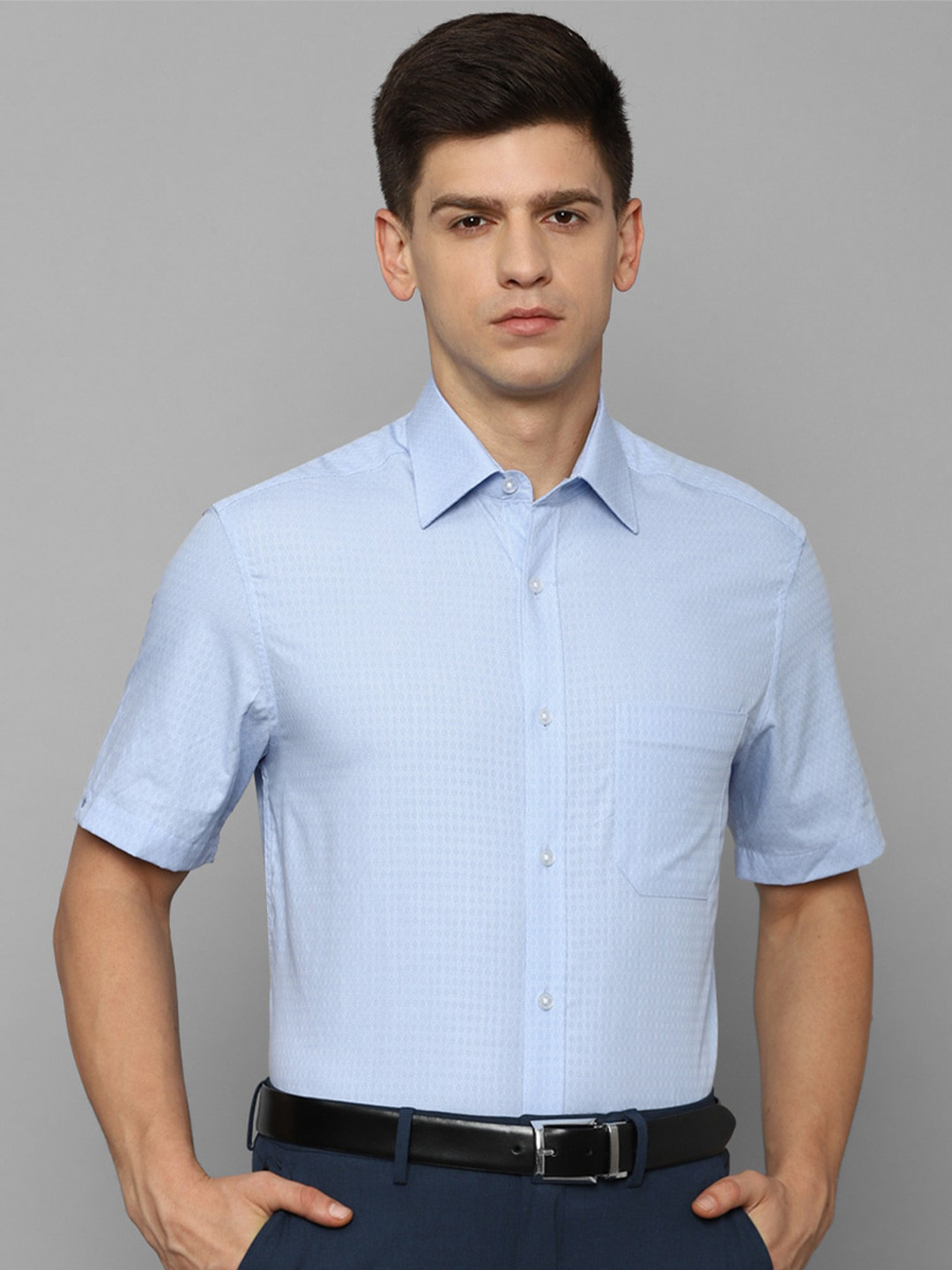 

Louis Philippe Slim Fit Grid Tattersall Checks Opaque Pure Cotton Formal Shirt, Blue