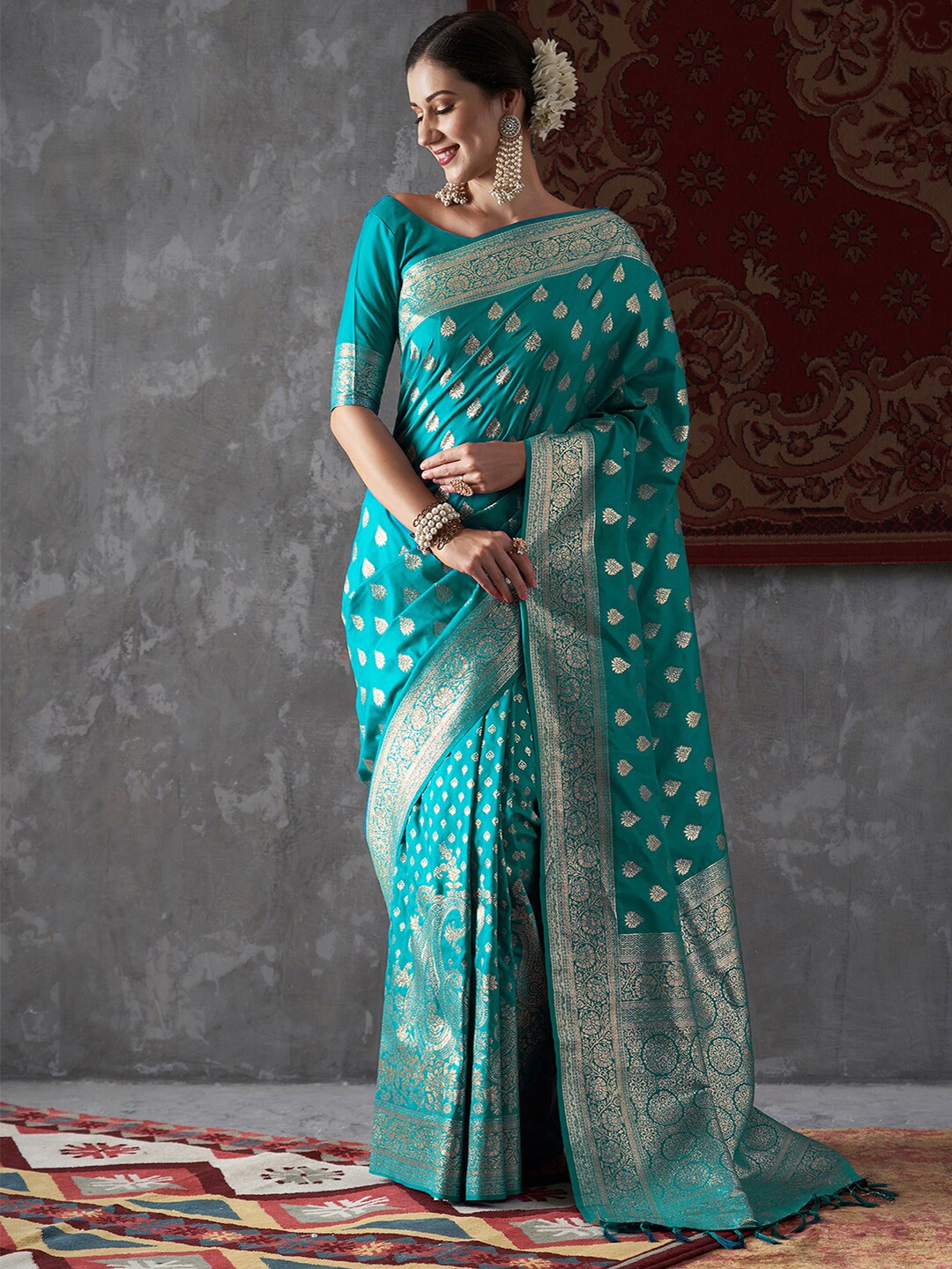 

Mitera Ethnic Motifs Woven Design Zari Kanjeevaram Saree, Teal