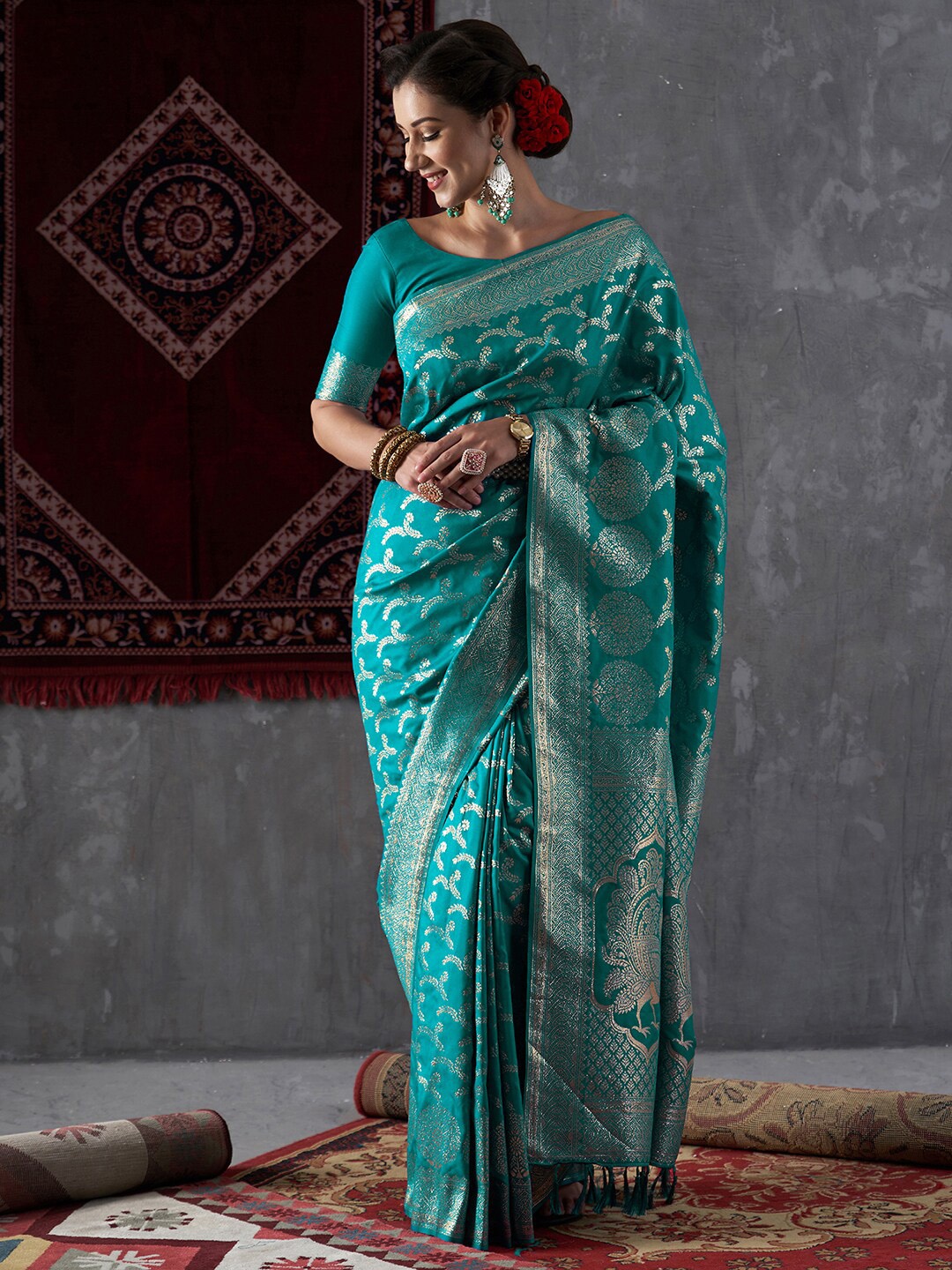 

Mitera Woven Design Zari Kanjeevaram Saree, Blue