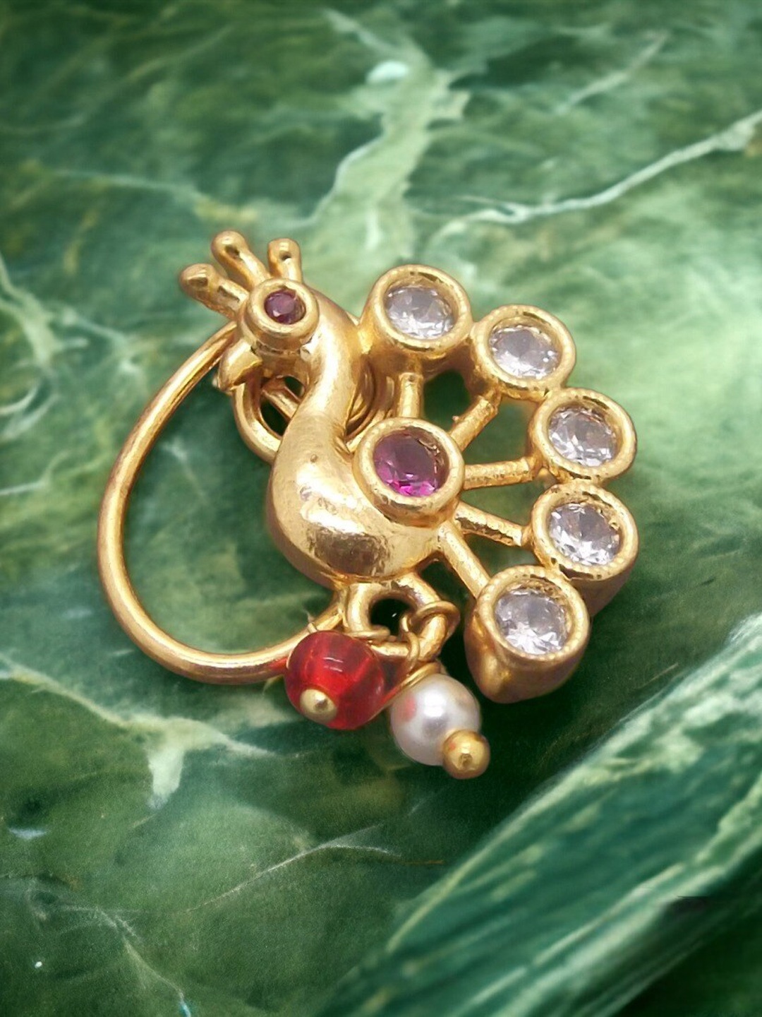 

FEMMIBELLA Gold-Plated Stone-Studded & Beaded Nosepin