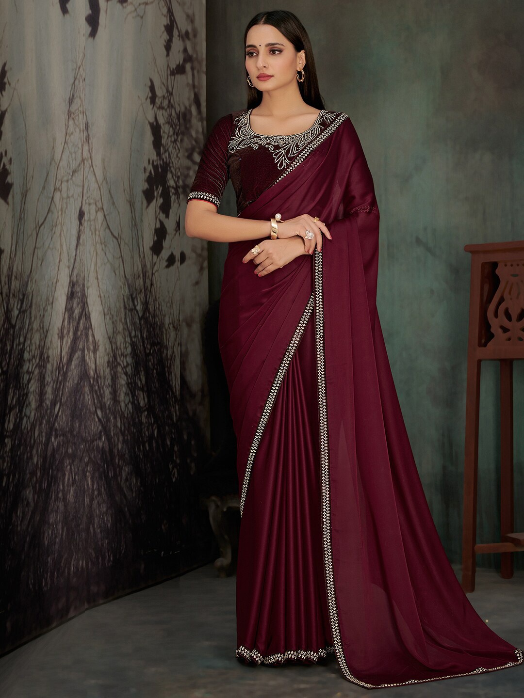 

Saree mall Embellished Border Poly Chiffon Sarees, Maroon