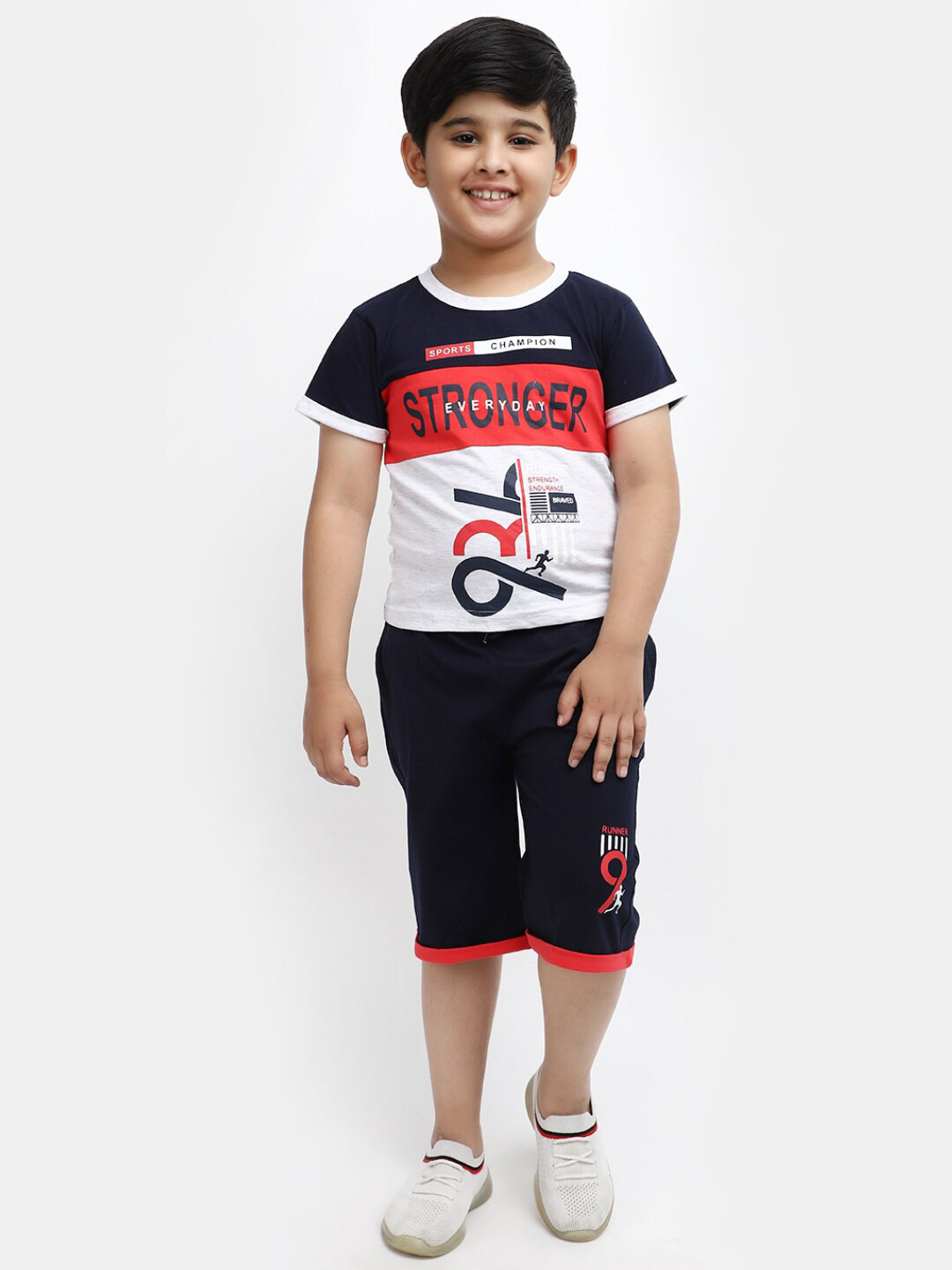 

V-Mart Kids Typography Printed T-Shirt With Shorts, Black
