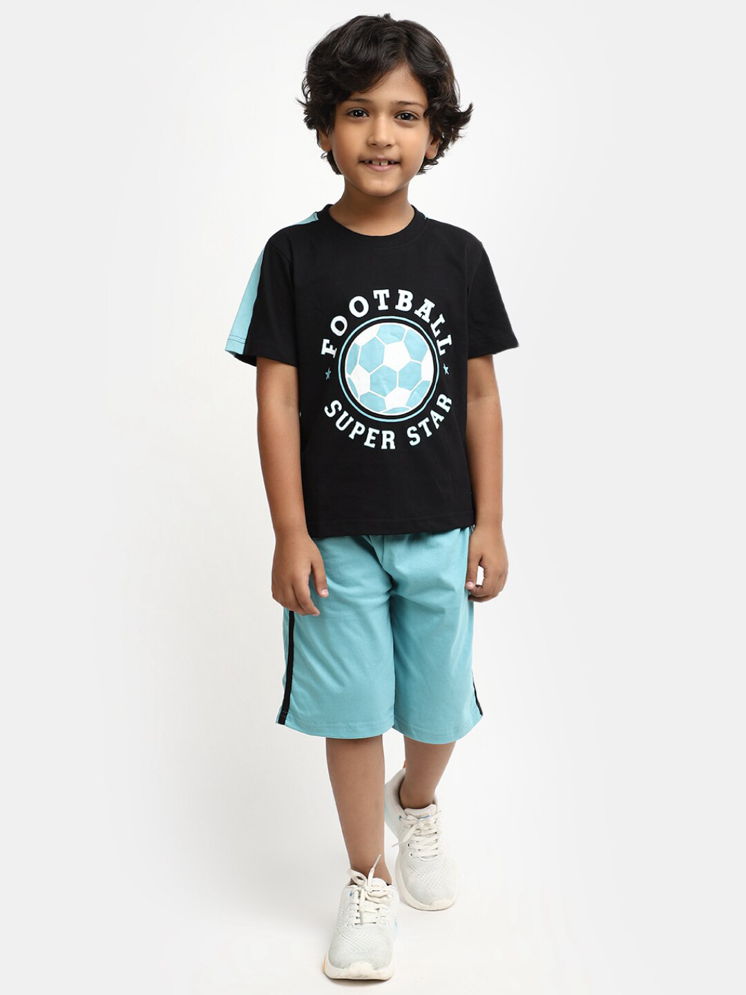 

V-Mart Boys Printed Pure Cotton T-shirt With Shorts, Black