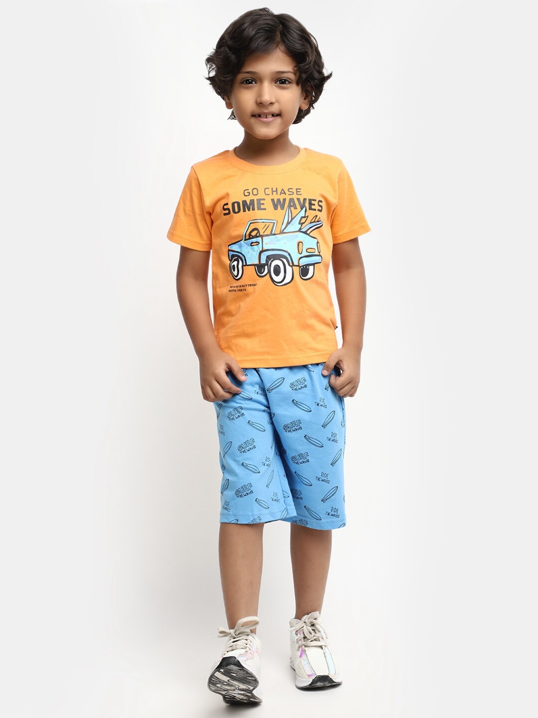 

V-Mart Kids Printed Pure Cottton T-shirt With Shorts, Orange