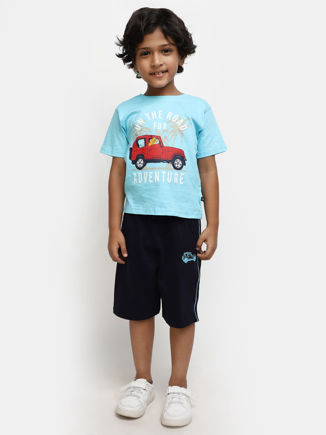 

V-Mart Kids Printed Pure Cotton T-shirt With Shorts, Blue