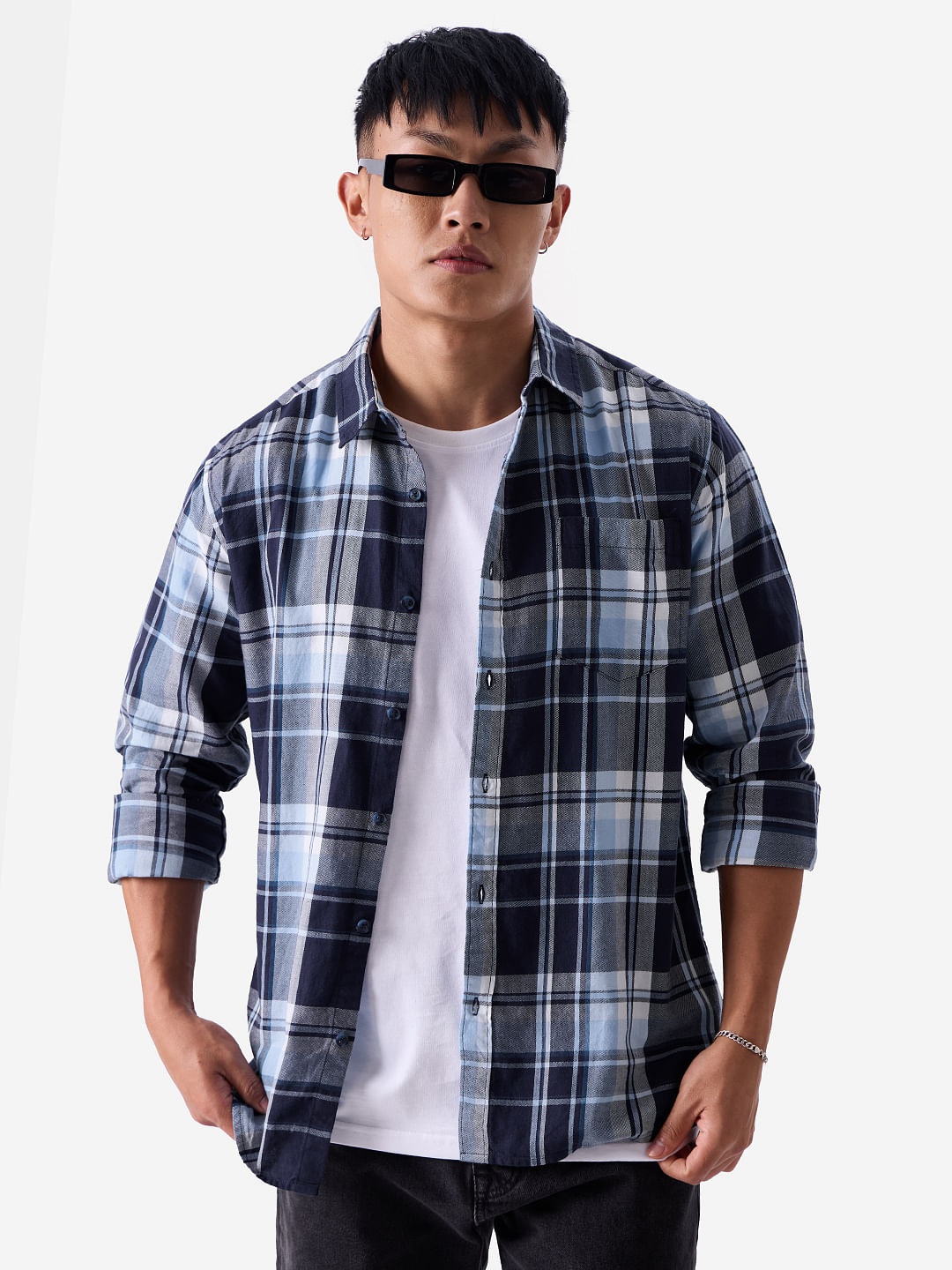 

The Souled Store Navy Blue Relaxed Tartan Checked Pure Cotton Casual Shirt