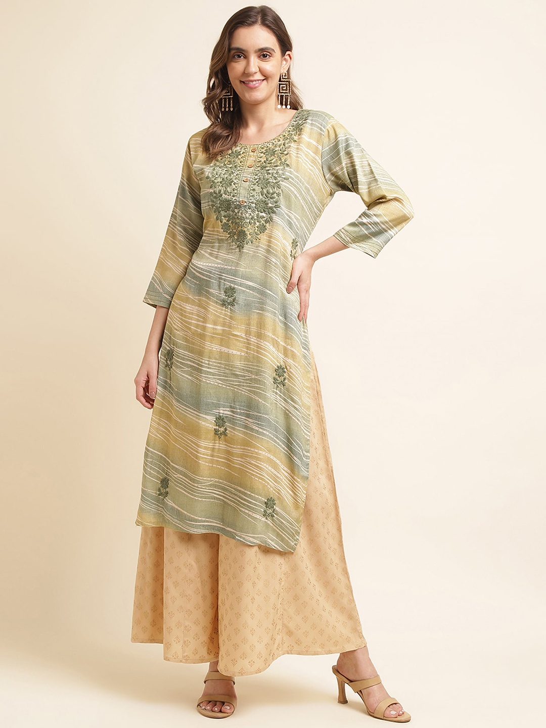 

Sangria Abstract Printed & Floral Embroidered Straight Kurta, Green