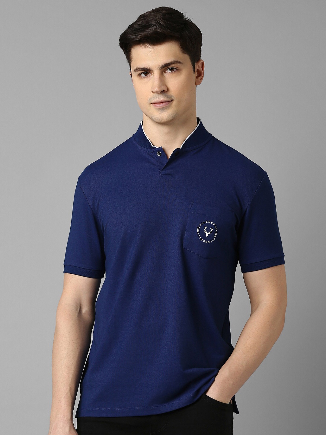 

Allen Solly Henley Collar Pockets Pure Cotton T-shirt, Navy blue