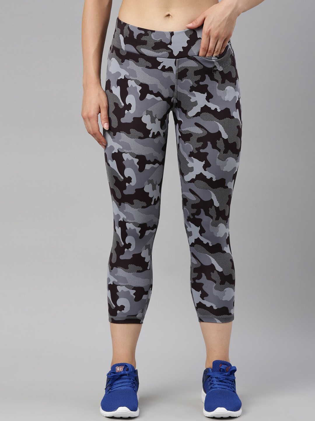 

GOLDSTROMS Women Camouflage Printed Dry-Fit Sports Tights, Grey