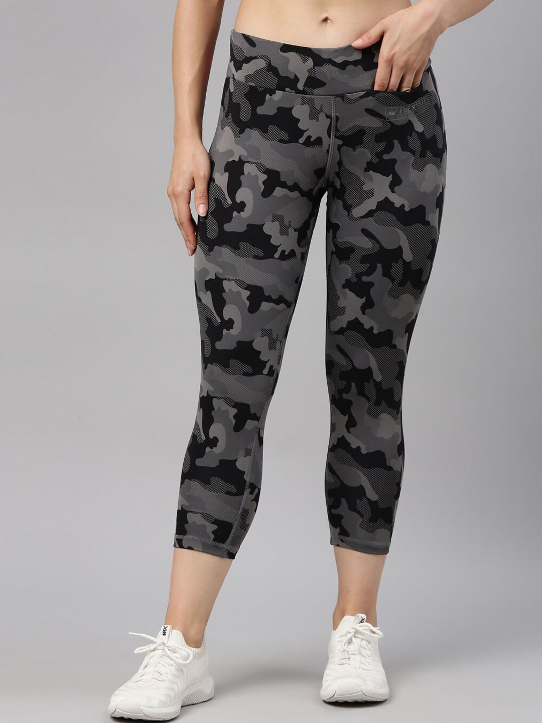

GOLDSTROMS Women Camouflage Printed Dry Fit Tights, Black